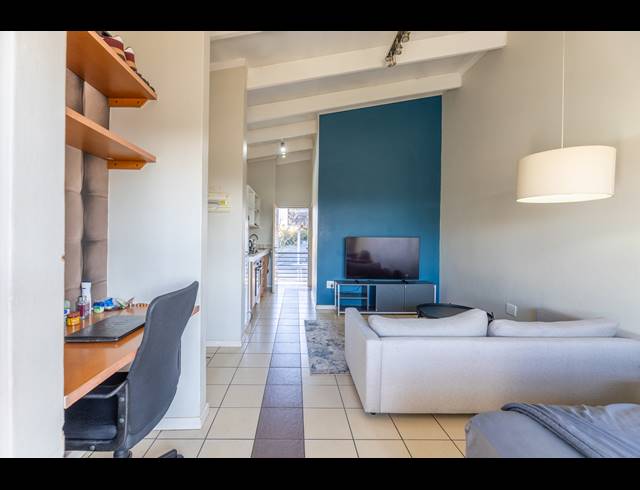 0.5 BEDROOM APARTMENT FOR SALE IN DAINFERN